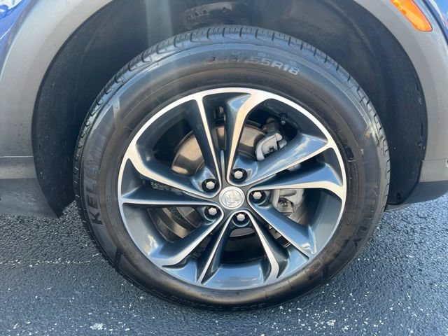 Used 2023 Buick Encore GX Select w/ Safety Package II AWD/4WD image 18