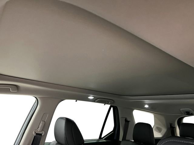 New 2025 Honda Pilot Touring image 18