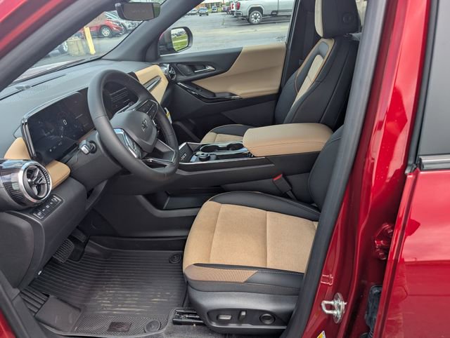 New 2026 Chevrolet Equinox ACTIV w/ Convenience Package III AWD/4WD image 13