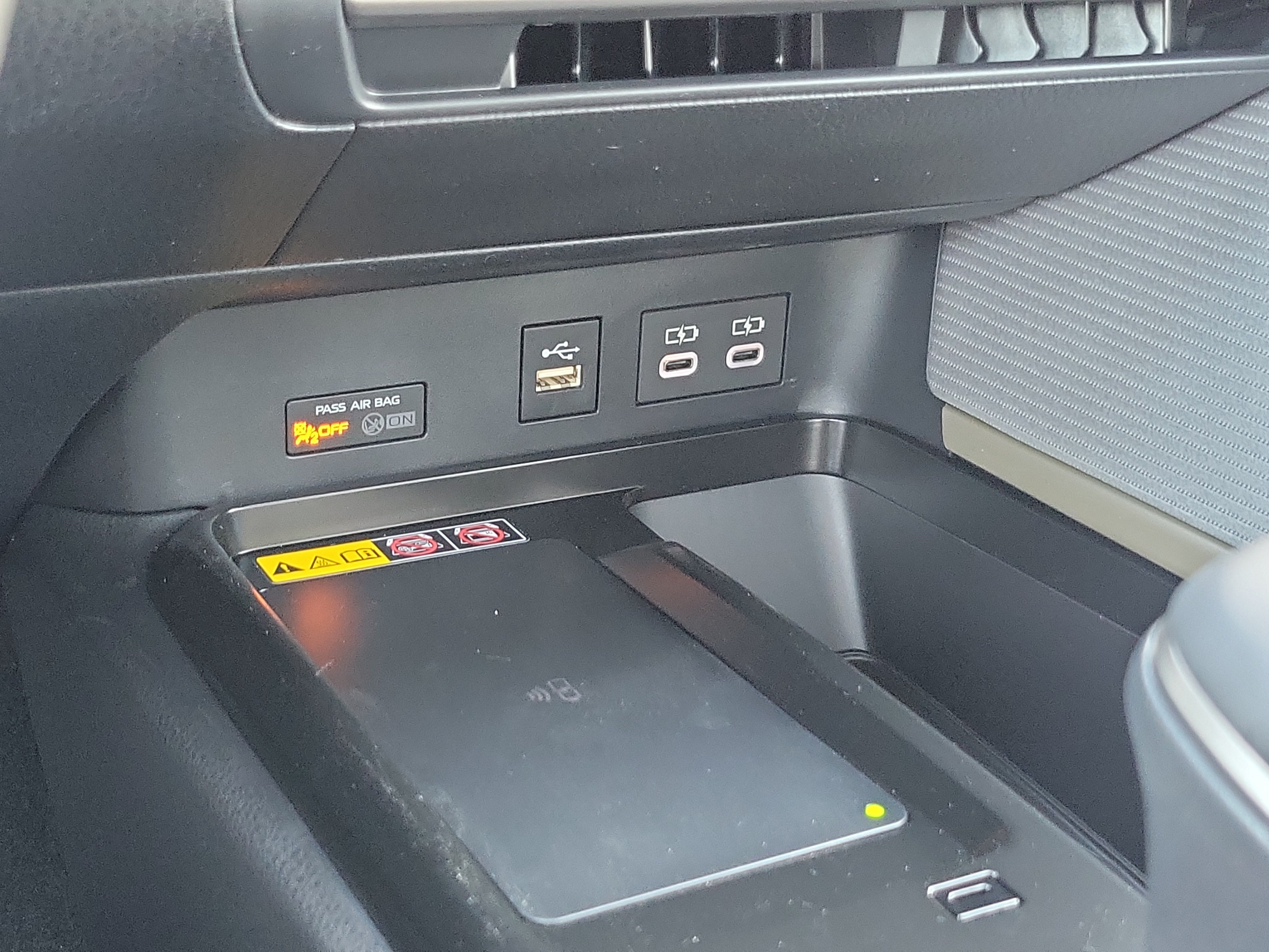 New 2026 Toyota Camry SE FWD image 32