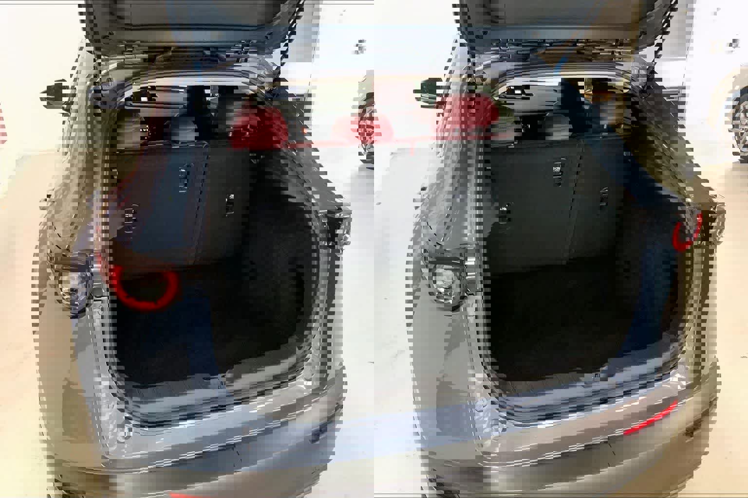 Used 2023 MAZDA CX-30 AWD 2.5 S w/ Preferred Package image 17