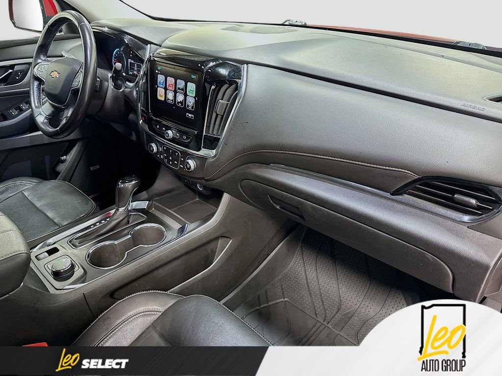 Used 2019 Chevrolet Traverse LT w/ LT Premium Package AWD/4WD image 35
