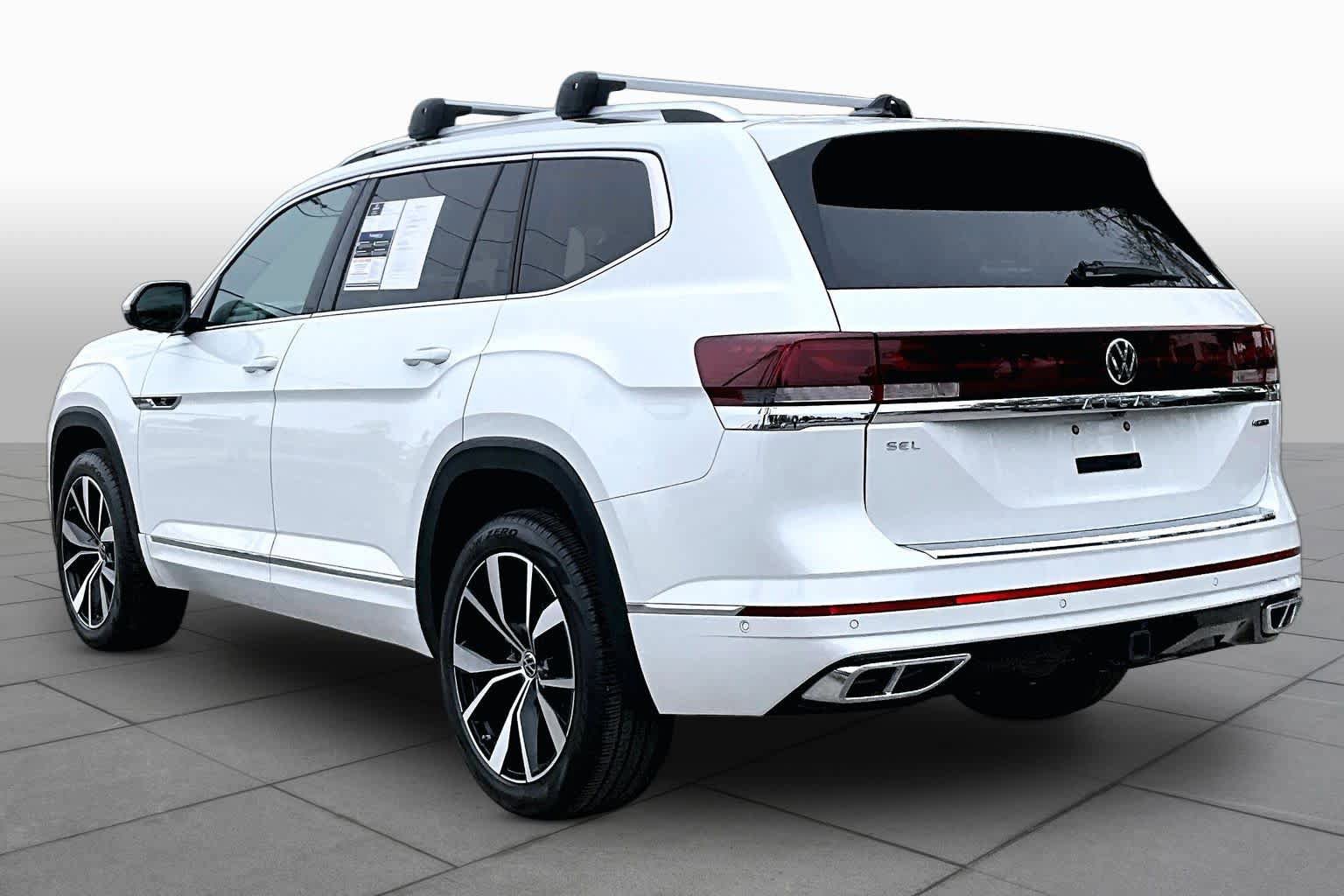 Used 2024 Volkswagen Atlas SEL Premium R-Line AWD/4WD image 21