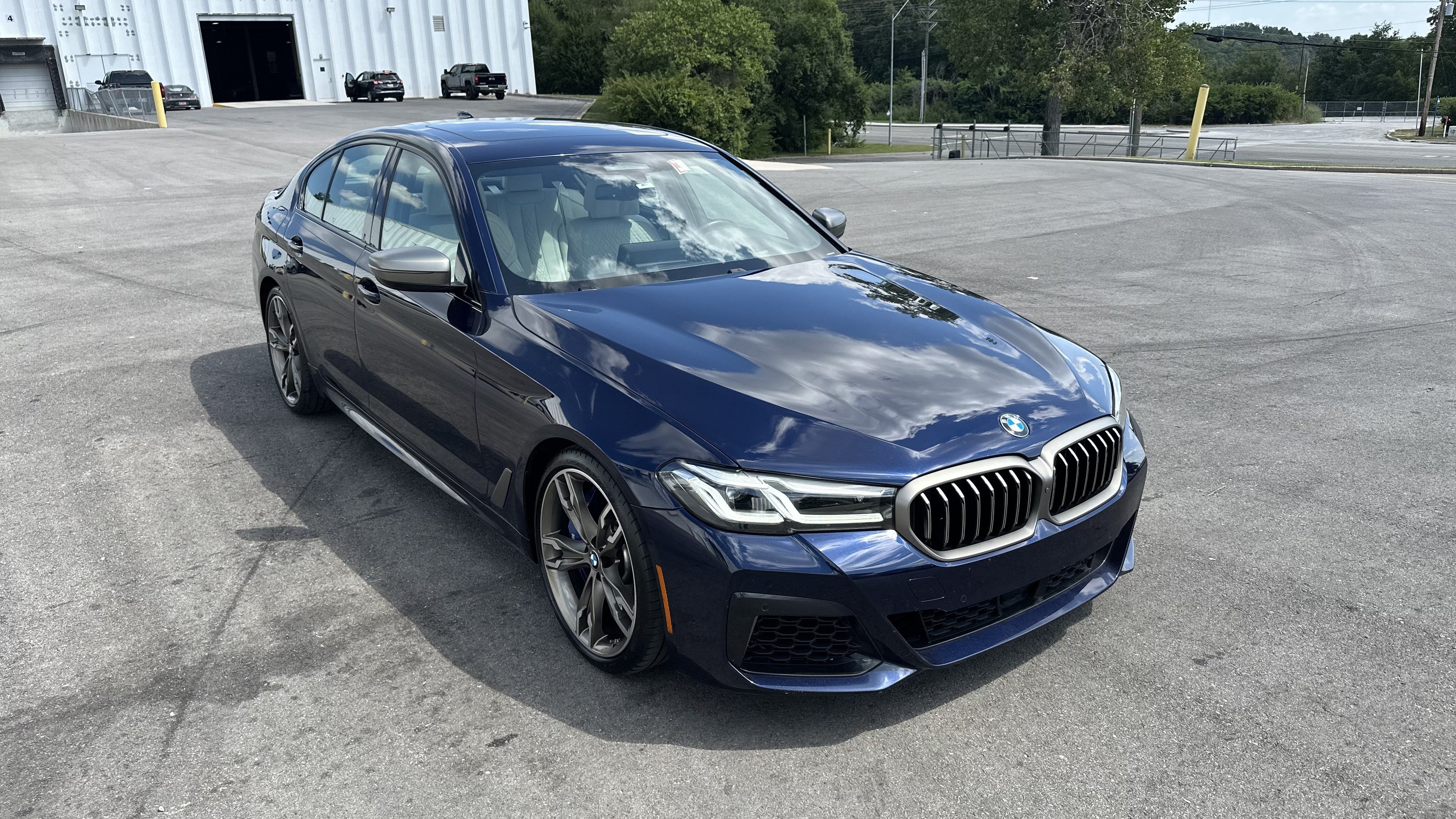 Certified 2023 BMW M550i xDrive w/ Executive Package AWD/4WD image 3