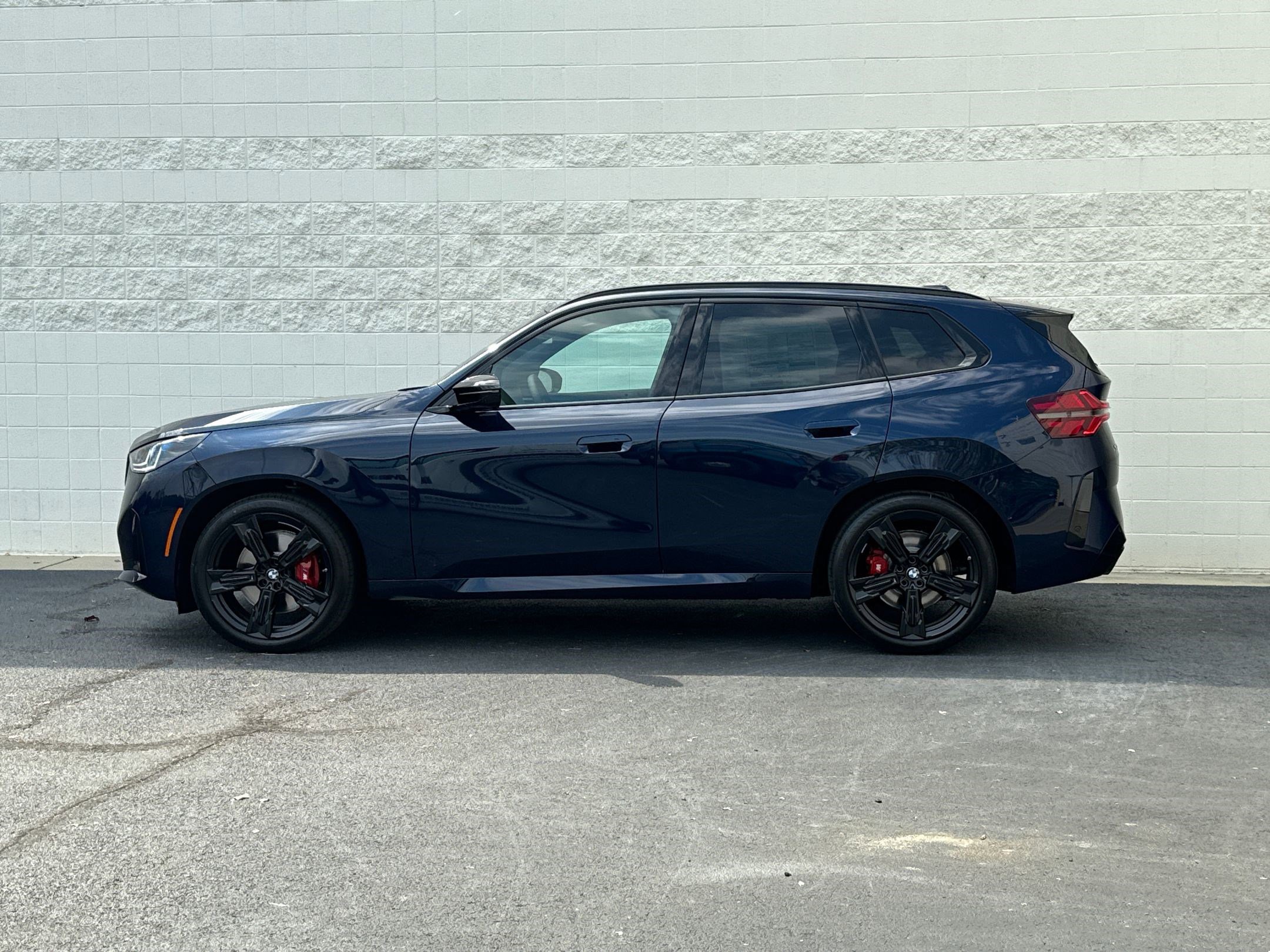 New 2026 BMW X3 M50 w/ Premium Package image 2