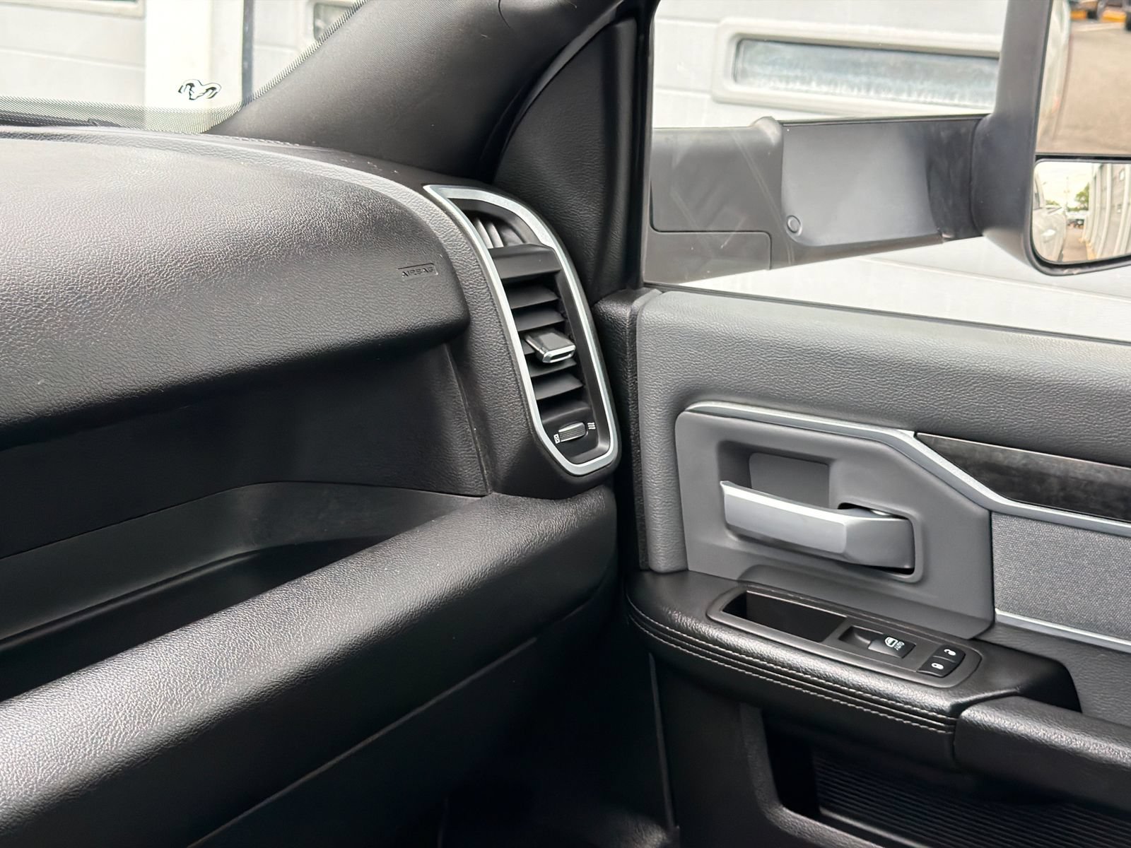 Used 2021 RAM 2500 Big Horn AWD/4WD image 34