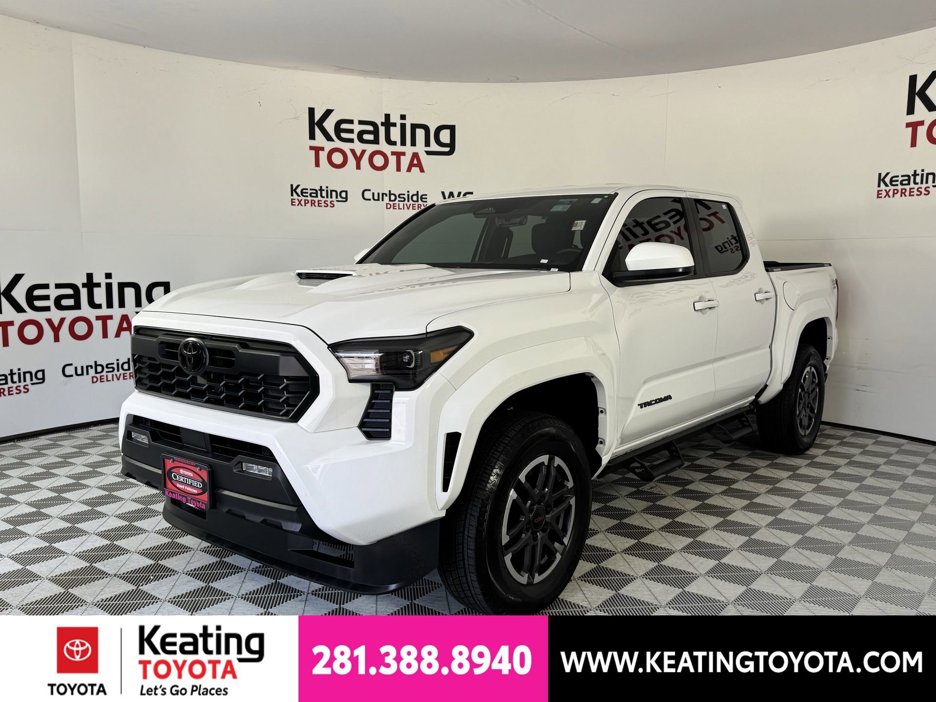 Certified 2025 Toyota Tacoma TRD Sport AWD/4WD image 10