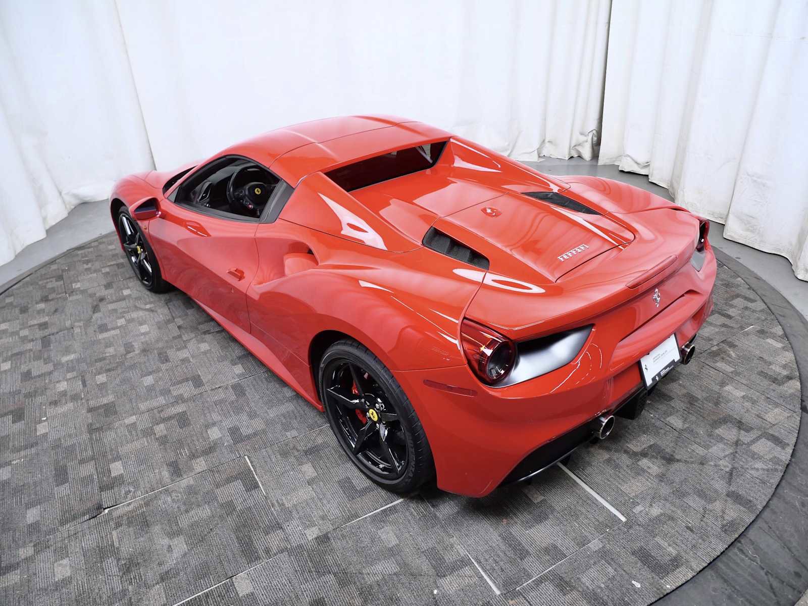 Certified 2019 Ferrari 488 Spider RWD image 5