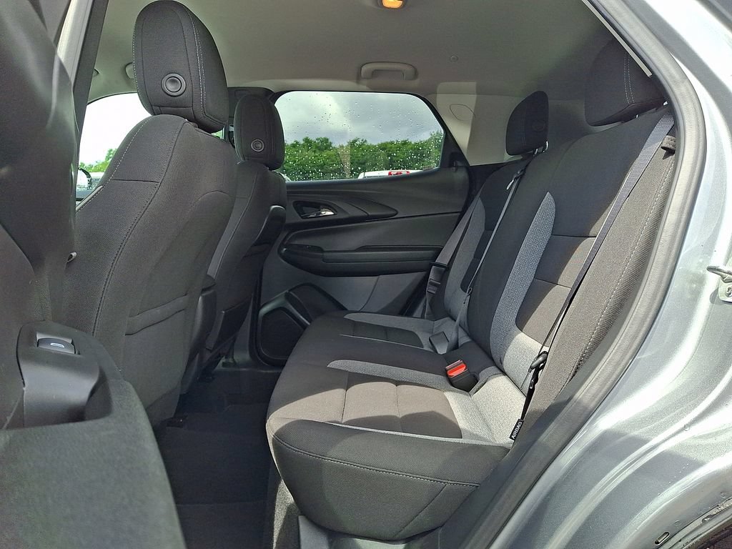 Used 2025 Chevrolet TrailBlazer LT AWD/4WD image 10