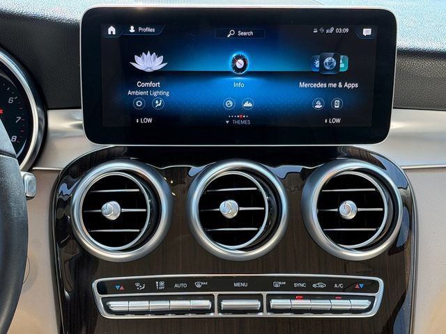Used 2022 Mercedes-Benz GLC 300 4MATIC image 17