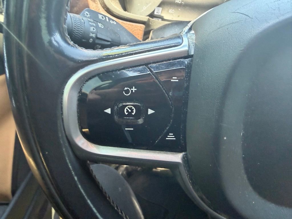 Used 2018 Volvo S90 T6 Momentum AWD/4WD image 11