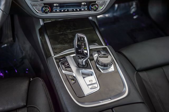 Used 2019 BMW 740i xDrive w/ Executive Package image 33