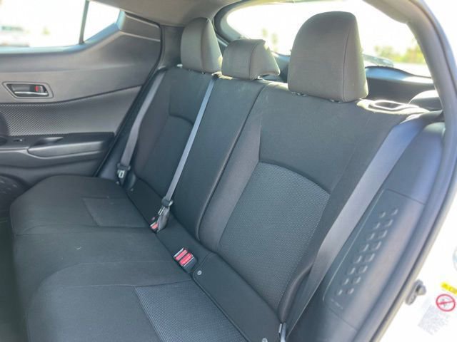 Used 2019 Toyota C-HR LE image 14