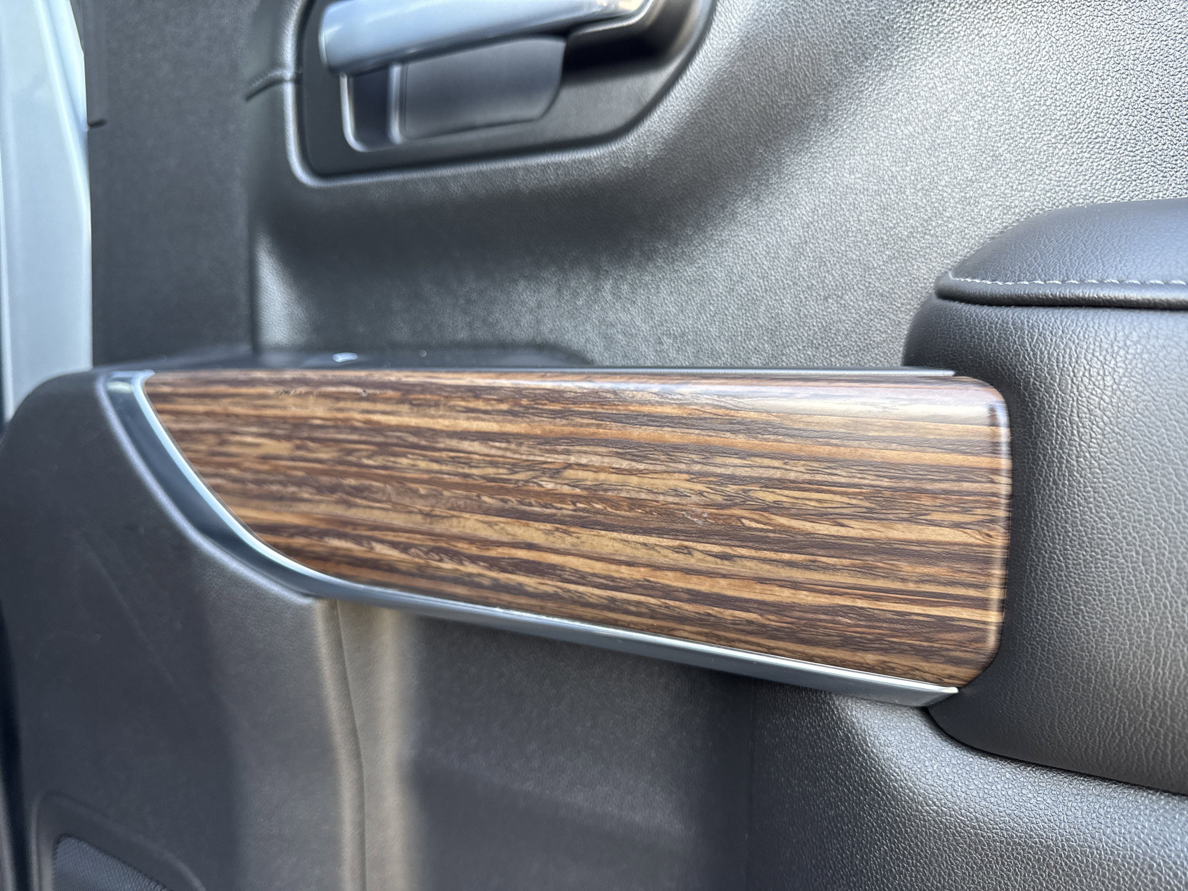 Used 2021 Chevrolet Silverado 1500 High Country w/ Technology Package image 49