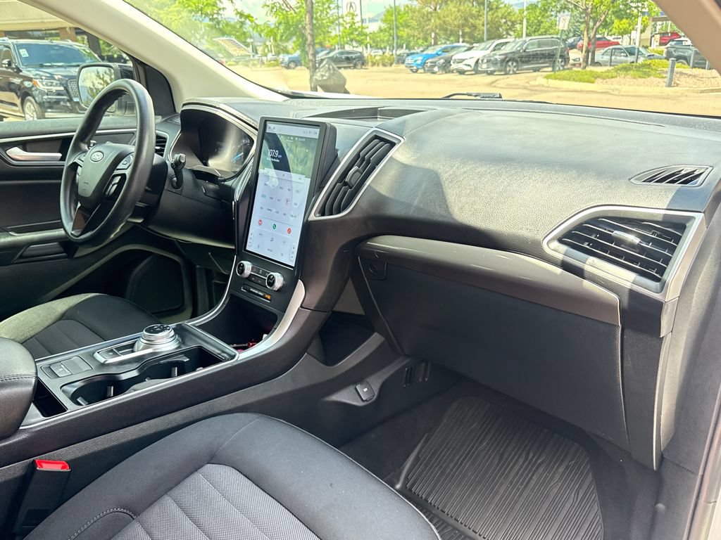 Certified 2023 Ford Edge SE w/ Black Appearance Package AWD/4WD image 30