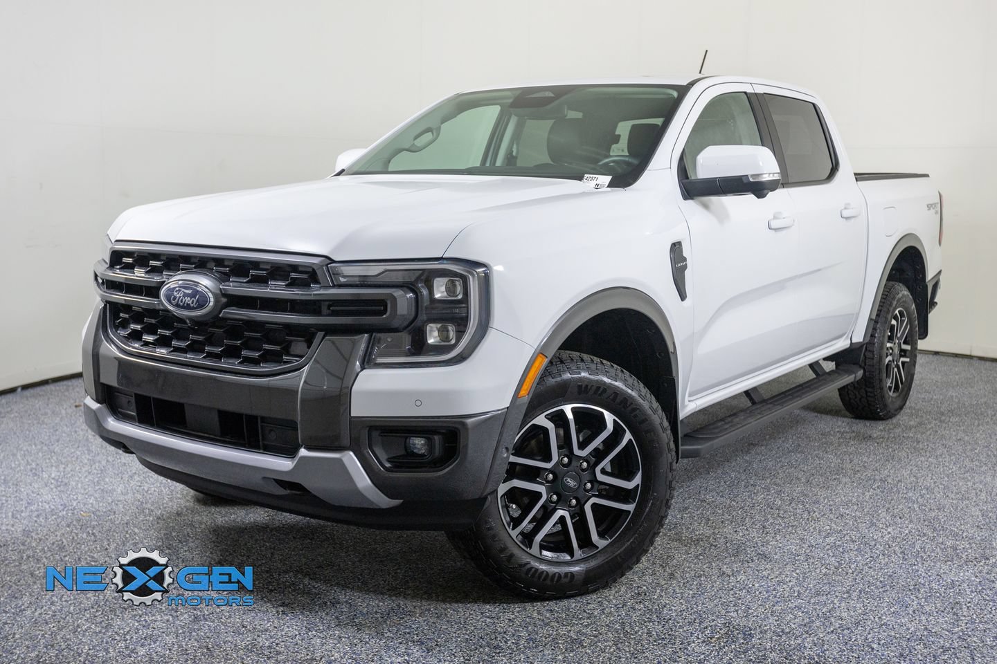 Used 2024 Ford Ranger Lariat w/ Advanced Towing Package AWD/4WD image 3