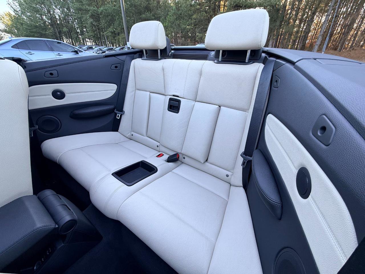 Used 2013 BMW 135i Convertible image 16