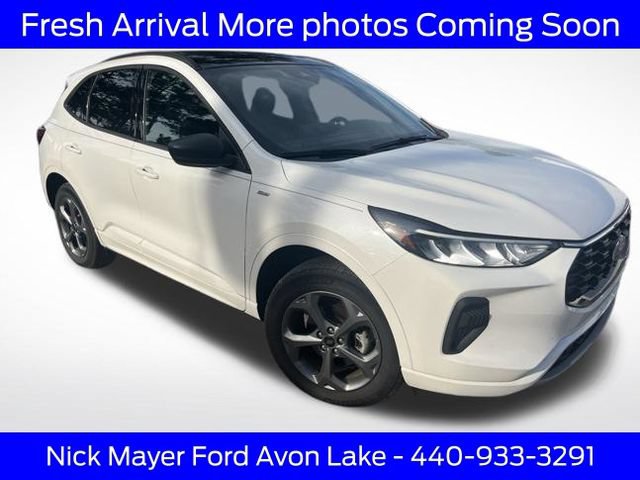 Used 2024 Ford Escape ST-Line w/ Tech Pack #1 AWD/4WD image 11