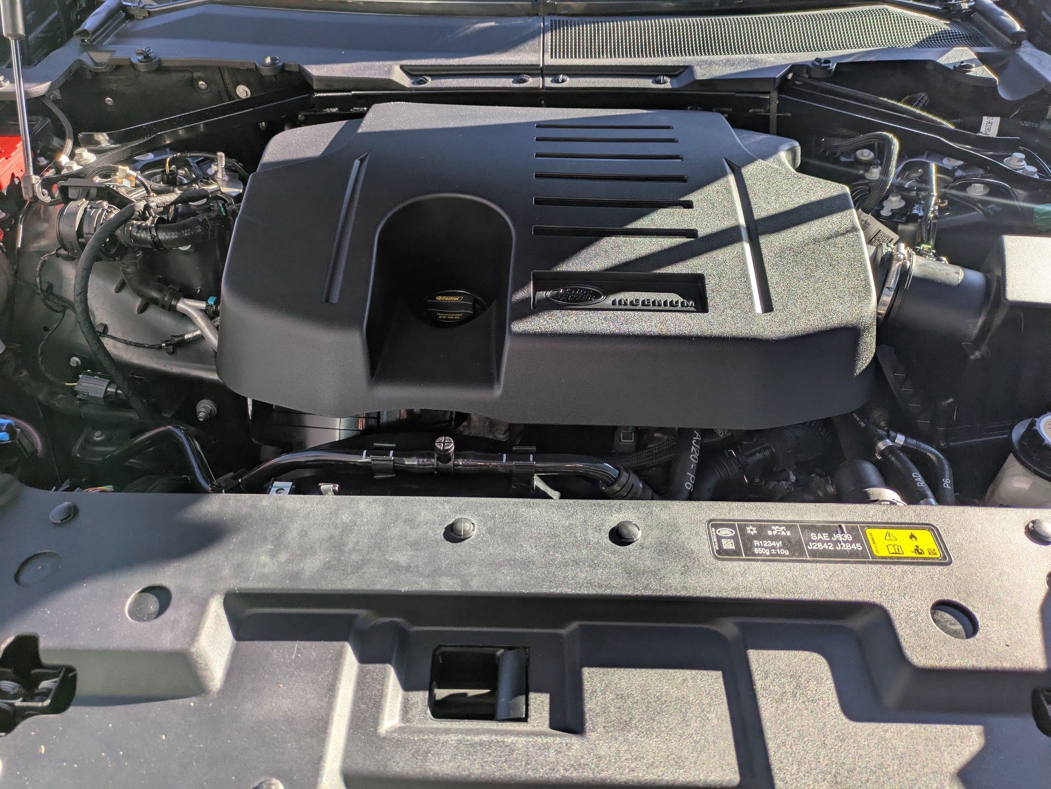 Used 2024 Land Rover Defender 110 X-Dynamic SE image 33