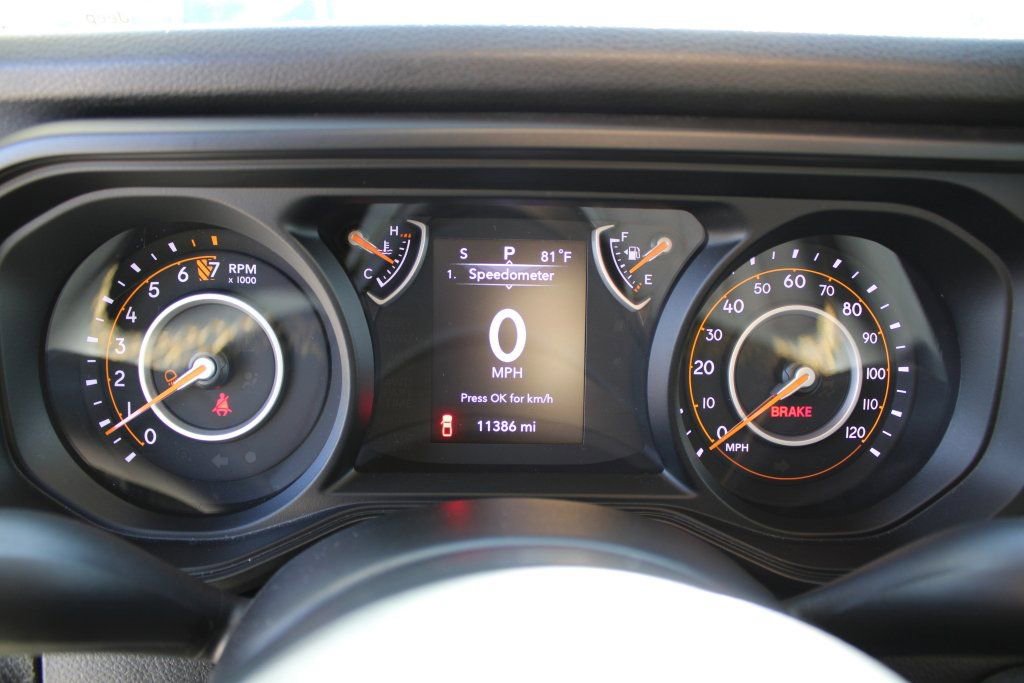 Used 2024 Jeep Gladiator Sport image 16