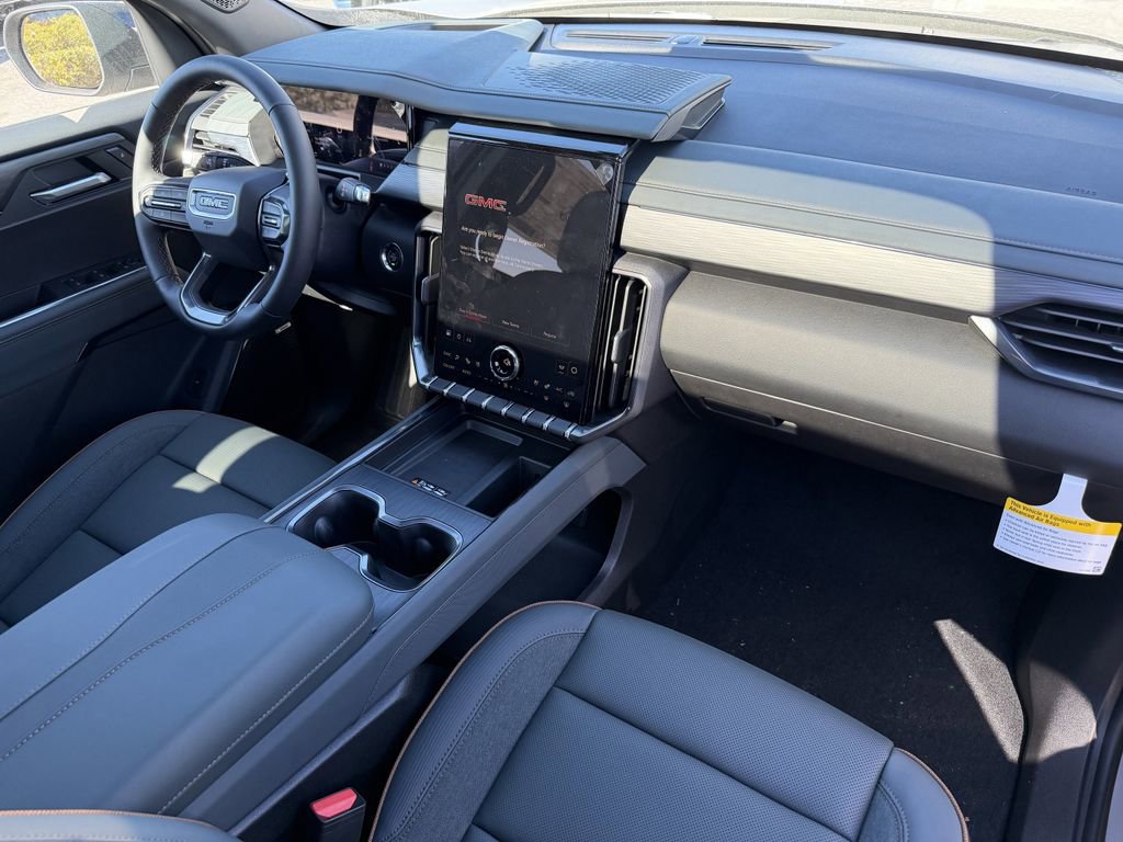 New 2026 GMC Acadia AT4 w/ Luxury Package AWD/4WD image 15