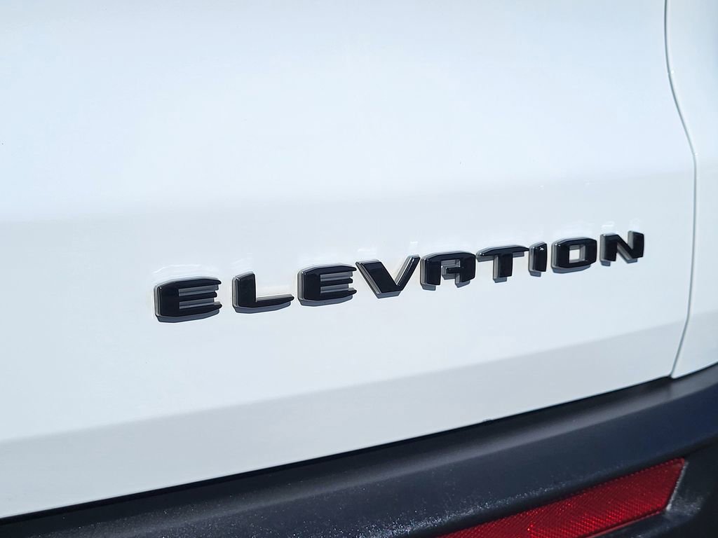 Used 2024 GMC Acadia Elevation image 9