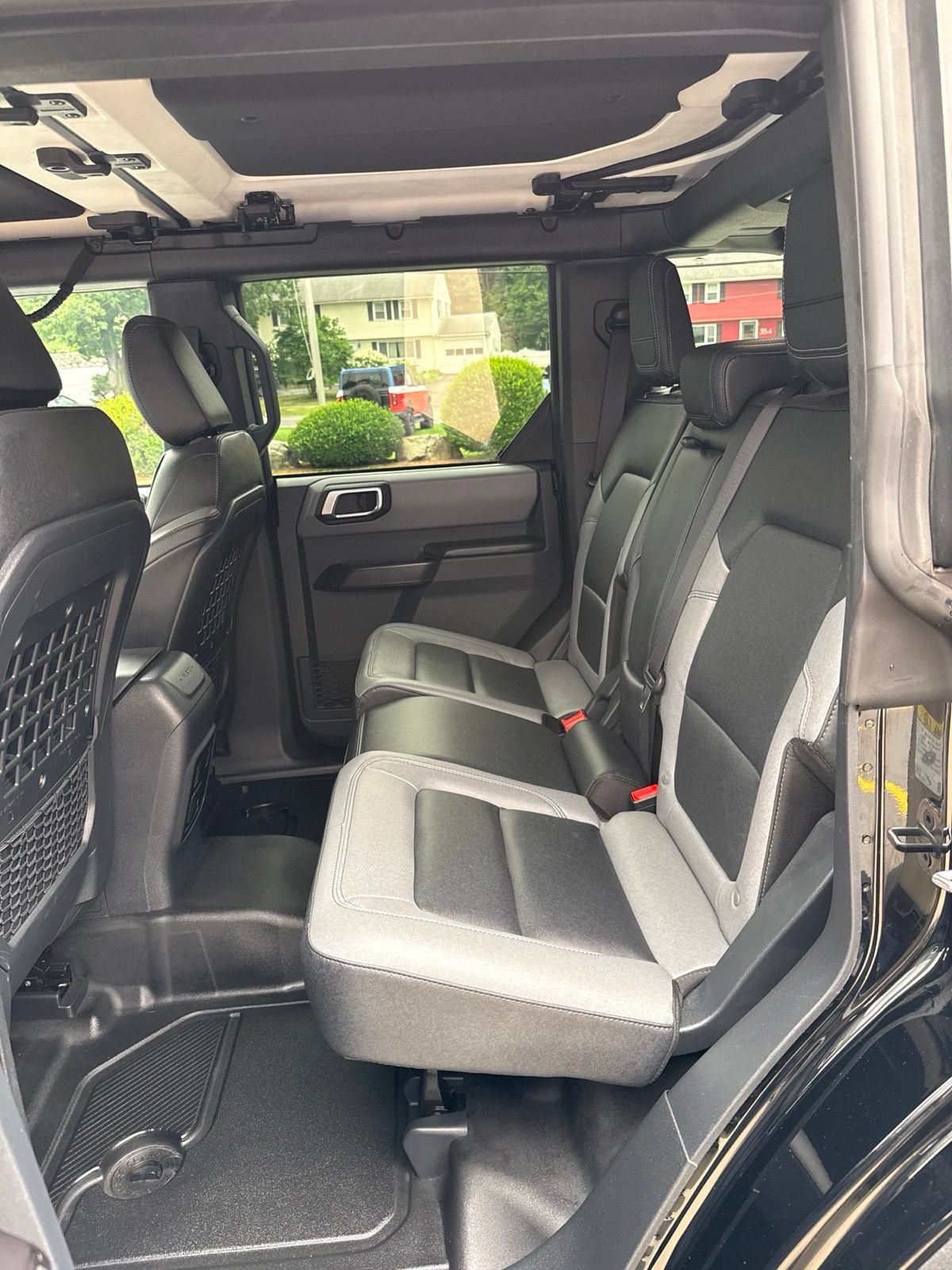 Used 2024 Ford Bronco Black Diamond AWD/4WD image 15