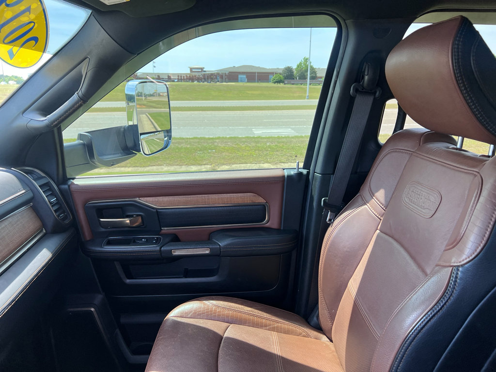 Used 2019 RAM 3500 Limited w/ Max Tow Package image 18