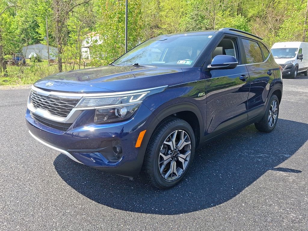 Used 2021 Kia Seltos EX AWD/4WD image 6