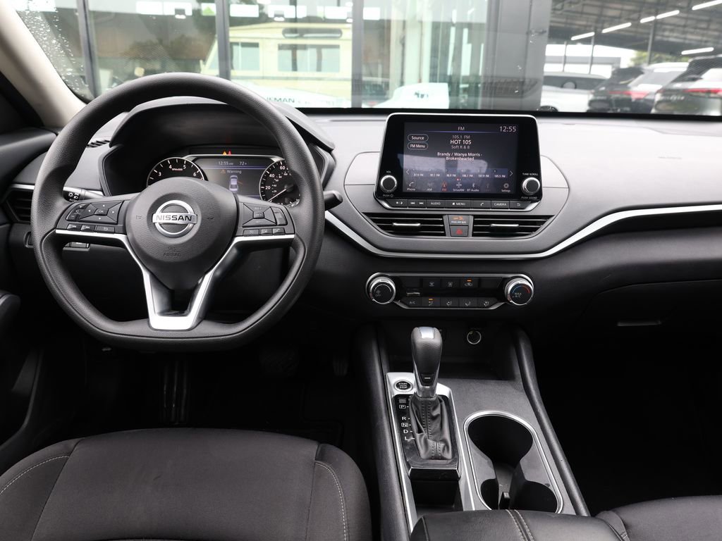 Used 2022 Nissan Altima 2.5 SV FWD image 19