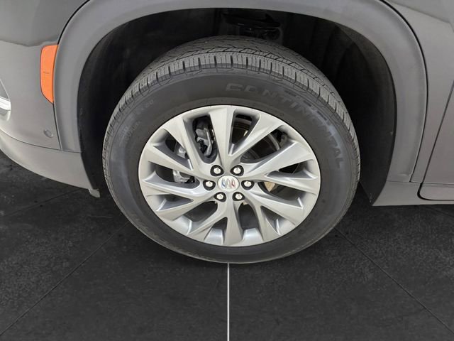 Used 2025 Buick Enclave Preferred w/ Super Cruise Package AWD/4WD image 9