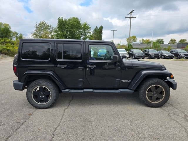 Used 2012 Jeep Wrangler Unlimited Sahara image 2