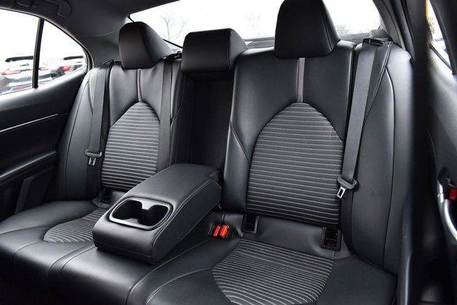 Used 2024 Toyota Camry SE image 20