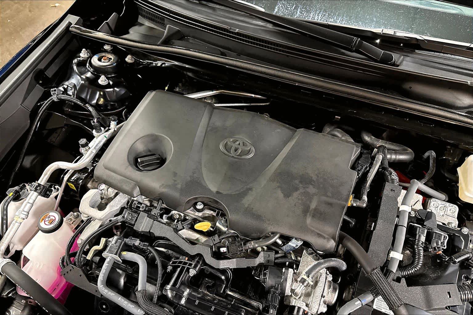 Used 2024 Toyota Camry SE w/ Convenience Package FWD image 33