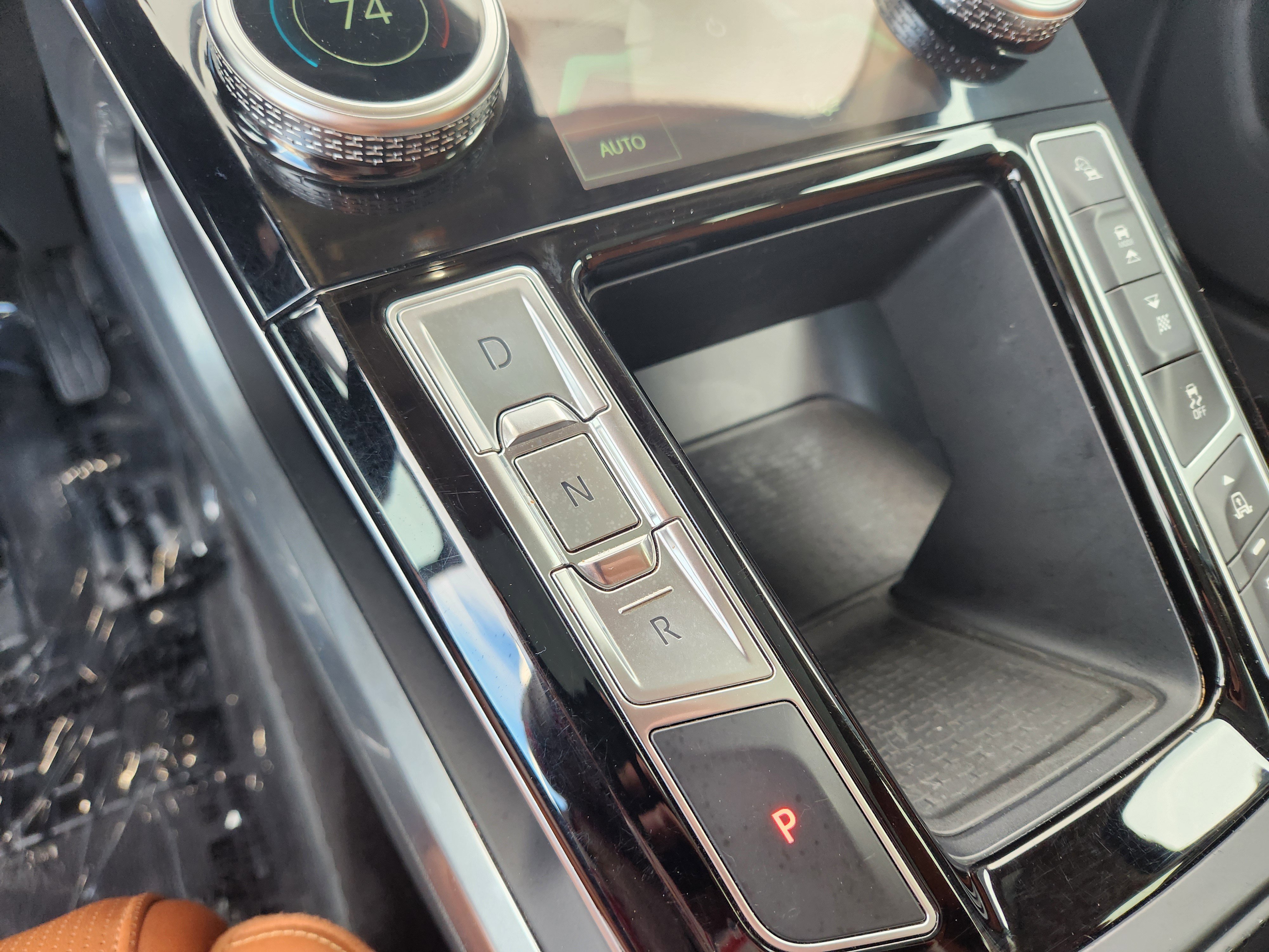 Used 2020 Jaguar I-PACE SE image 11