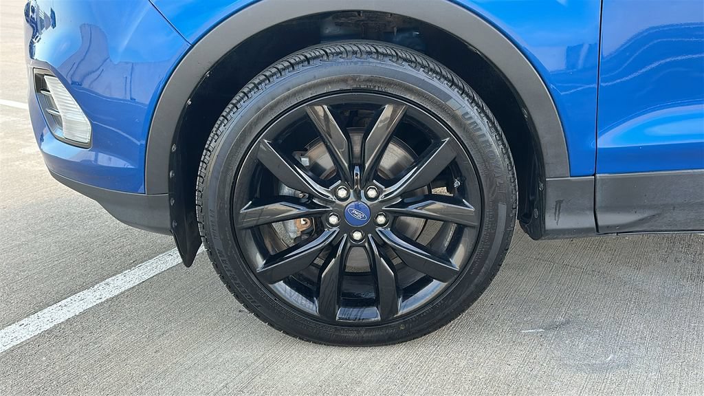 Used 2018 Ford Escape SE w/ SE Sport Appearance Package AWD/4WD image 7