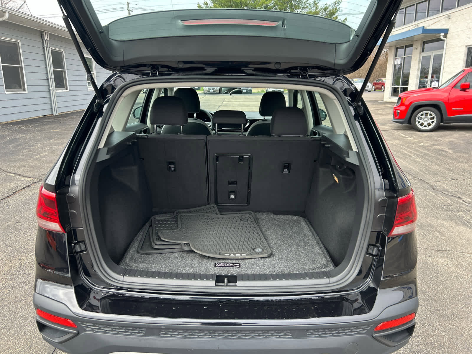 Used 2022 Volkswagen Taos S AWD/4WD image 25