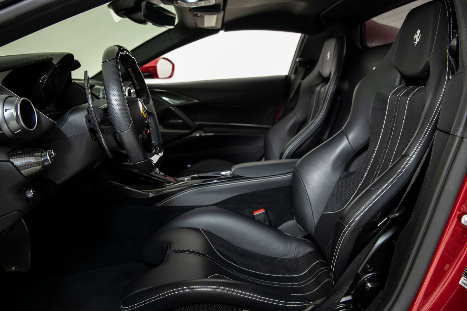 Certified 2022 Ferrari 812 GTS RWD image 5