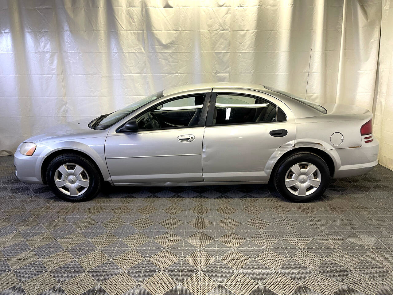 Used 2004 Dodge Stratus SE image 5