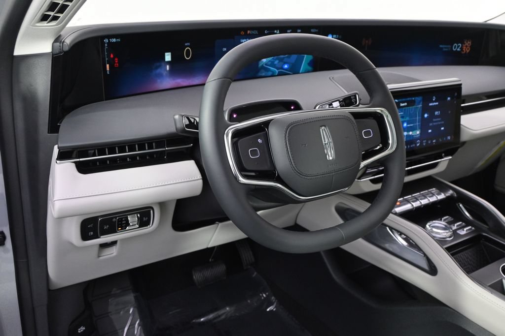 New 2026 Lincoln Nautilus Reserve w/ Jet Appearance Package AWD/4WD image 11