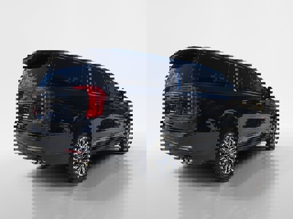 Used 2024 GMC Yukon XL Denali Ultimate image 3