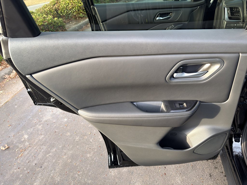 New 2026 Nissan Rogue SV image 28