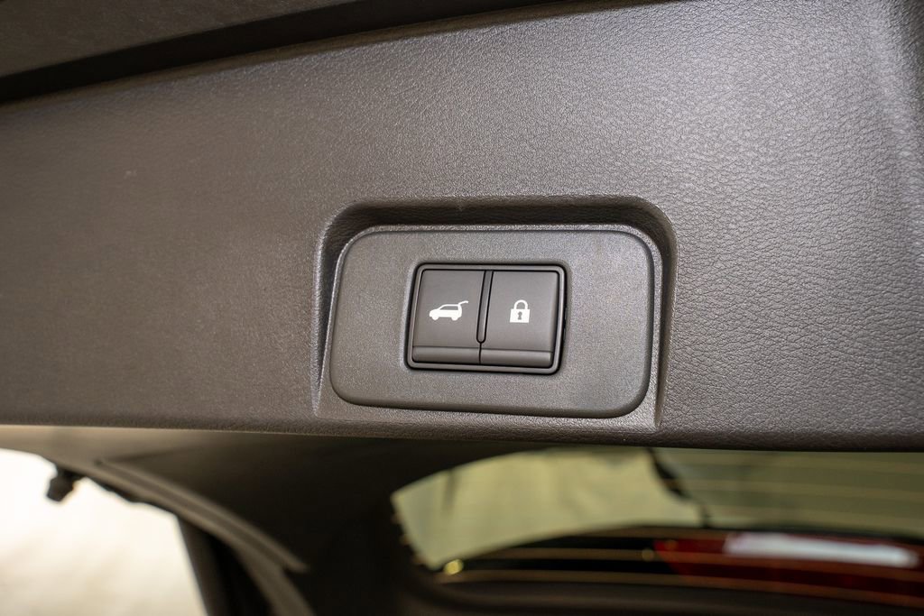 New 2026 Nissan Rogue SV image 7