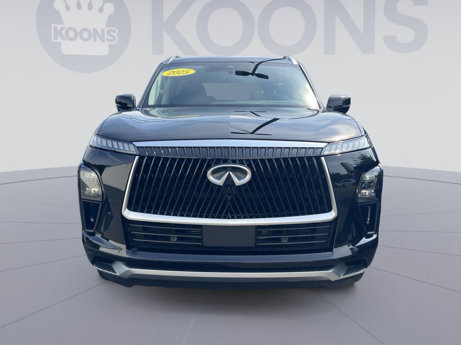 Used 2025 INFINITI QX80 Pure AWD/4WD image 5