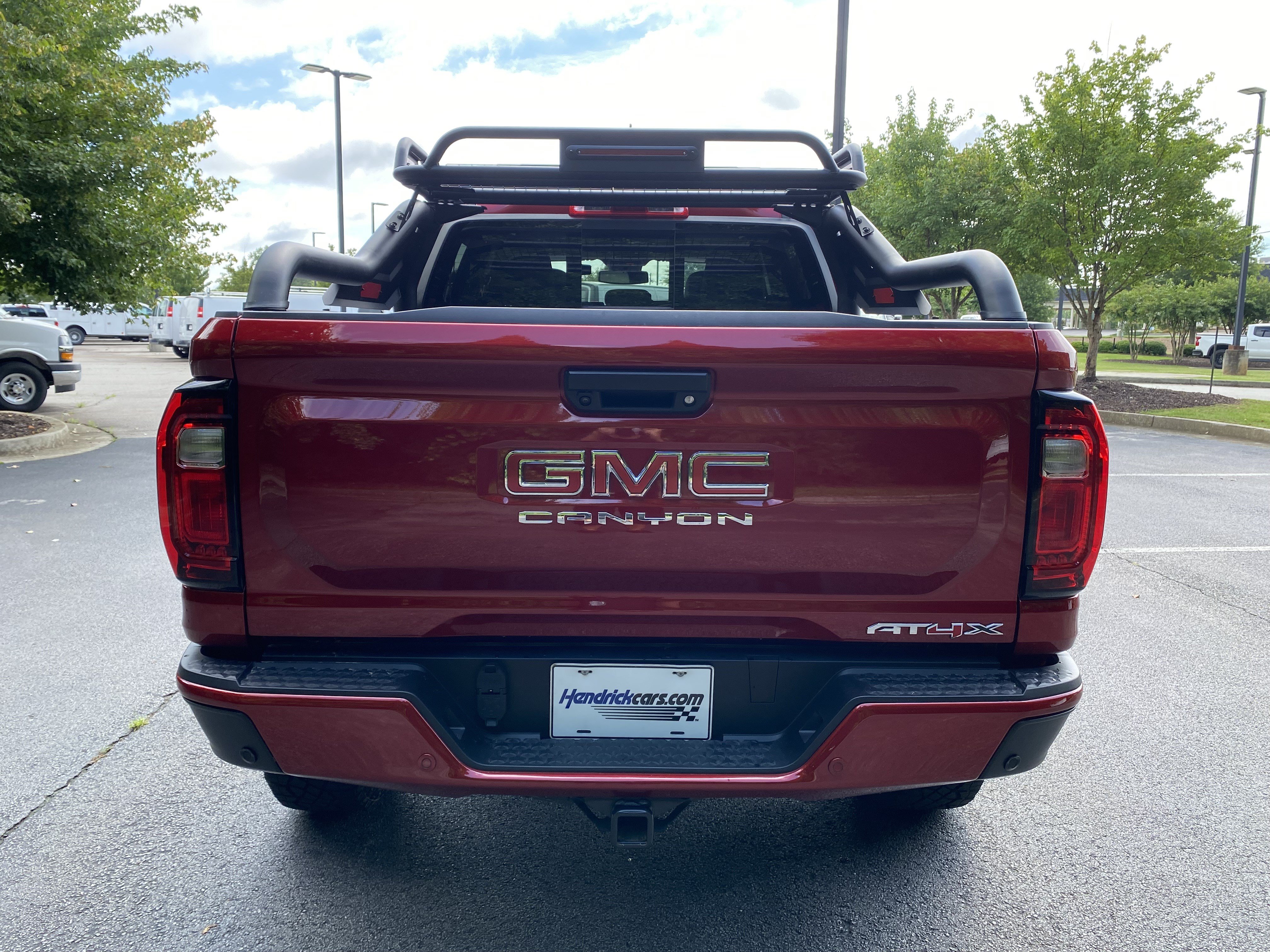 Used 2025 GMC Canyon AT4 w/ AT4X Package AWD/4WD image 8