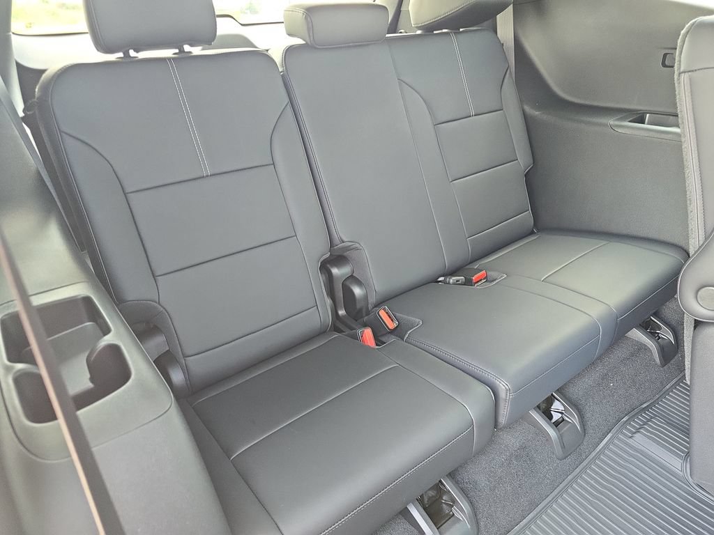 New 2026 GMC Acadia Elevation w/ Elevation Premium Package FWD image 12