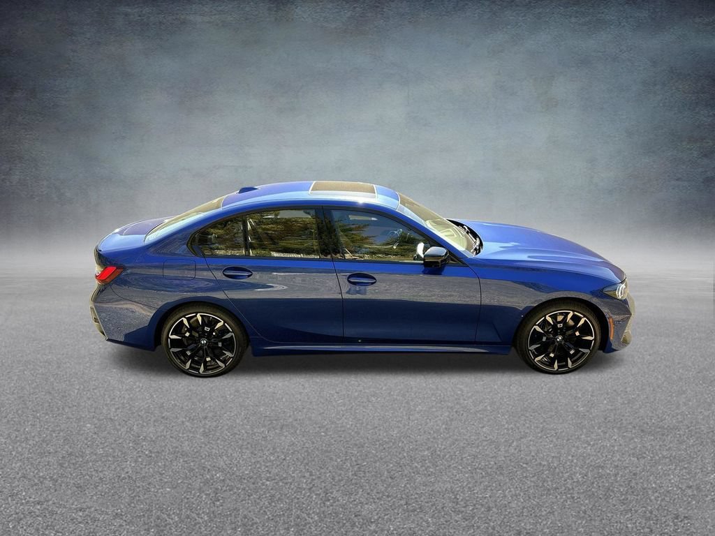 Used 2026 BMW 330i xDrive Sedan AWD/4WD image 11