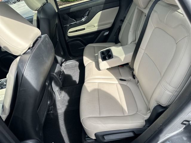 Used 2025 Lincoln Corsair AWD w/ Equipment Group 101A image 27