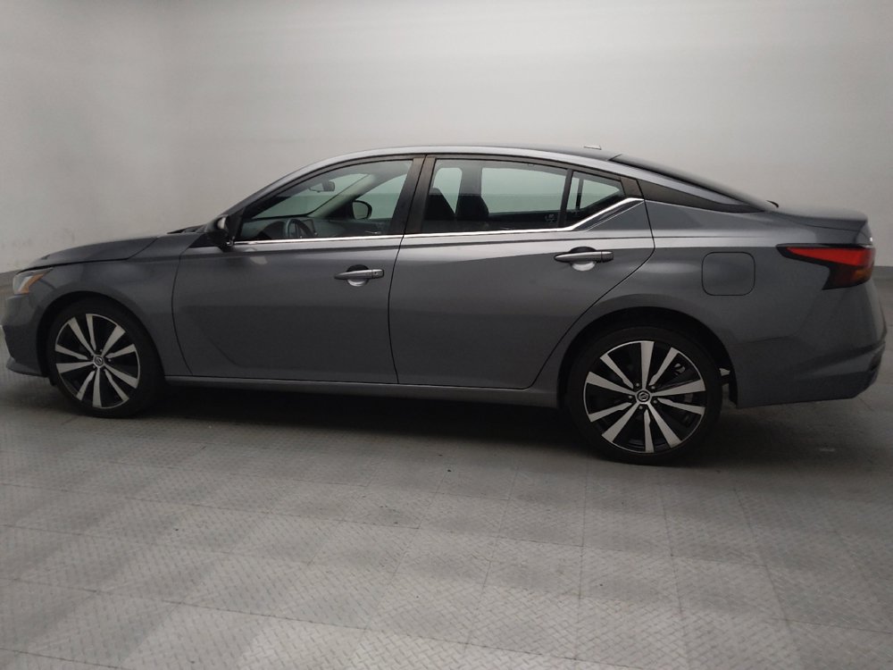 Used 2020 Nissan Altima 2.5 SR AWD/4WD image 3
