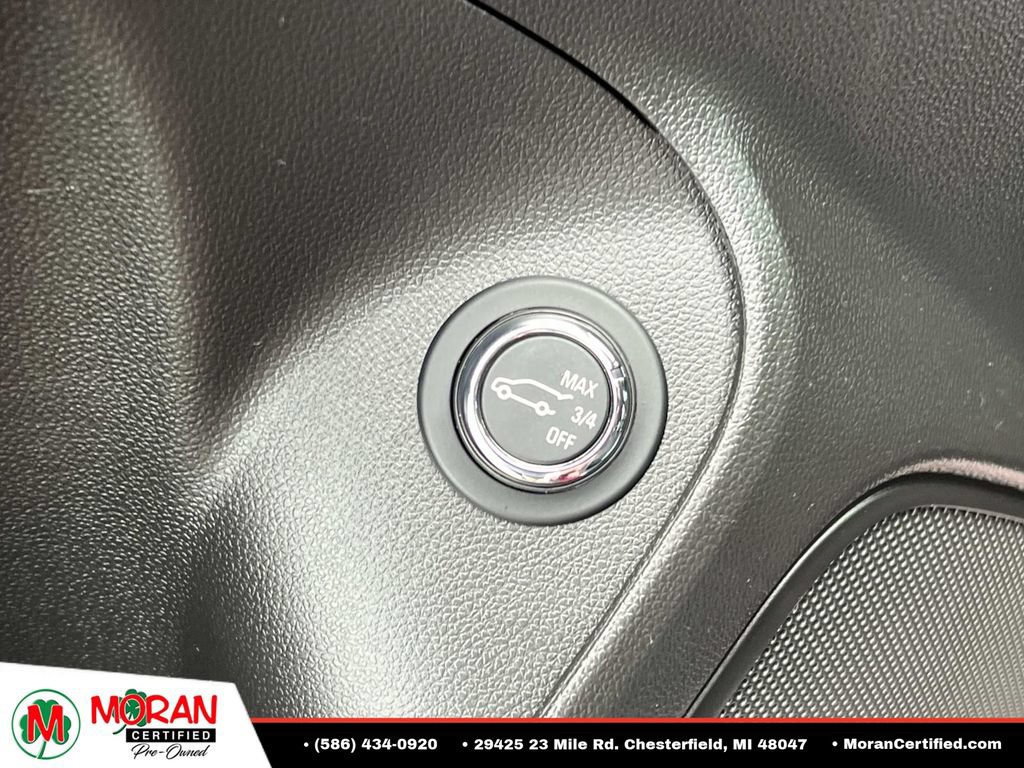 Used 2021 Buick Encore GX Select w/ Sport Touring Package FWD image 15